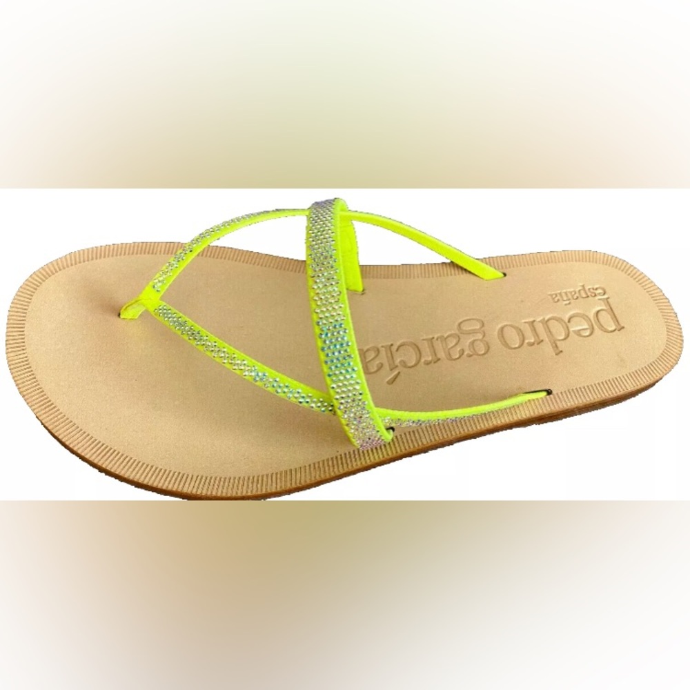 Pedro Garcia Swarvoski Crystal Yellow 
Strappy Thong
Sandal Sz 40 US 9.5